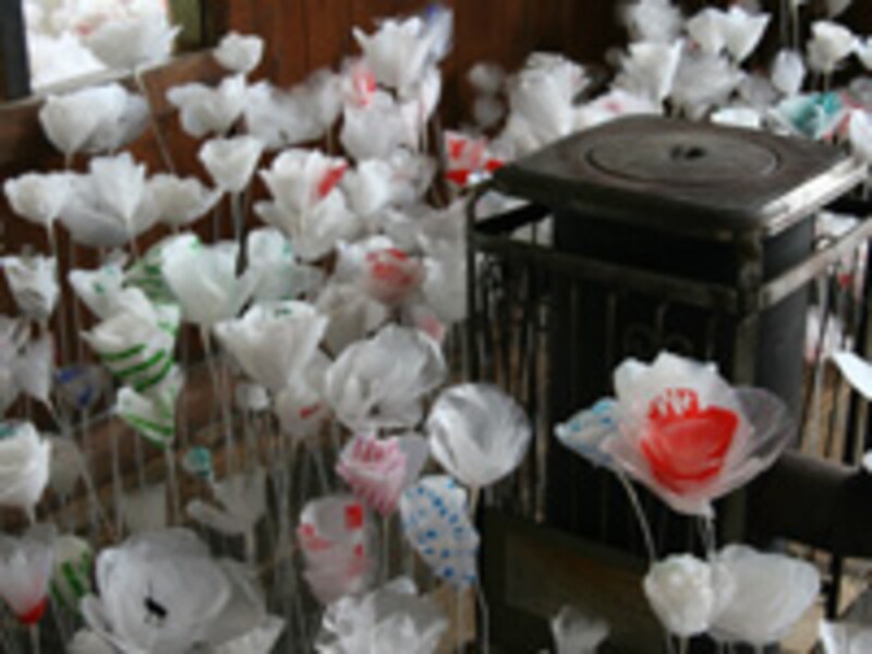 丸山純子《無音花畑》