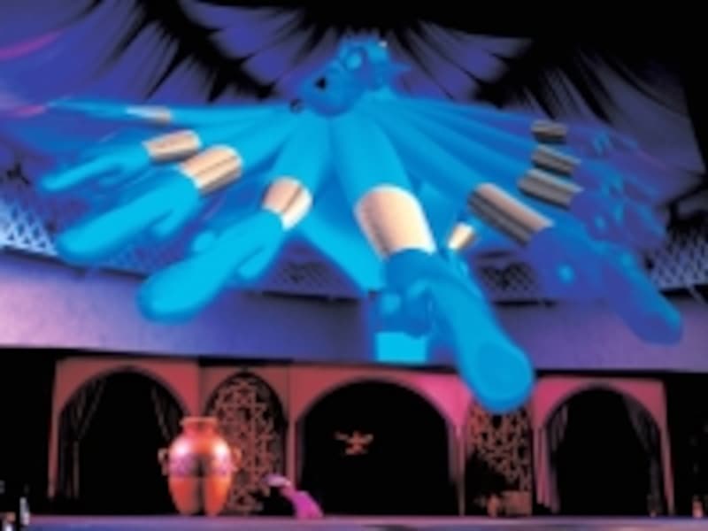 ジーニーの手が……魔法のメガネをかけてみる「マジックランプシアター」