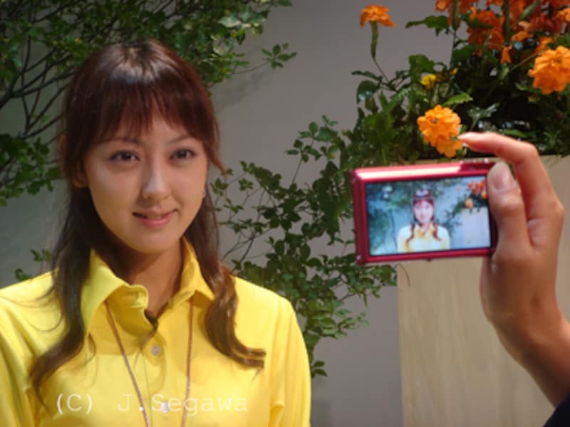 笑顔でショット