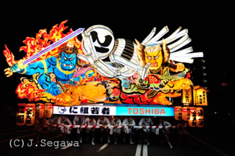 祭り撮影のコツ 夜はフラッシュで雰囲気作りをしよう 写真撮影 All About 祭り撮影のコツ 夜はフラッシュで雰囲気作りをしよう 写真撮影 All About