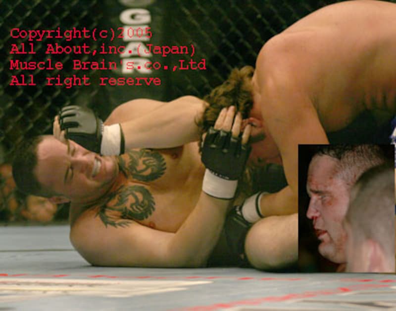 警官と言う身分を理由に、スケープゴート(犠牲の山羊)としてオクタゴンに引き込まれた、プロ二戦目のルーキー。待っていたのは“公開処刑”にも等しい結末だった