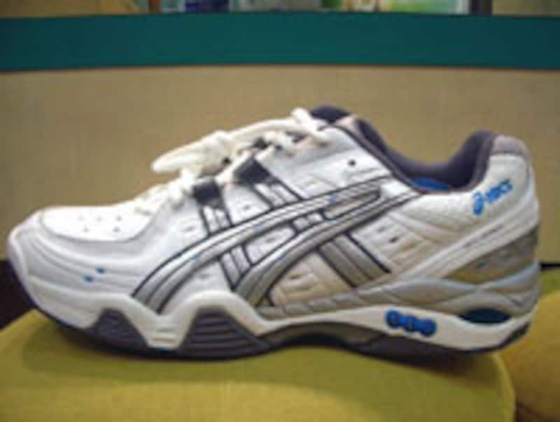 テニスシューズ足囲横1
