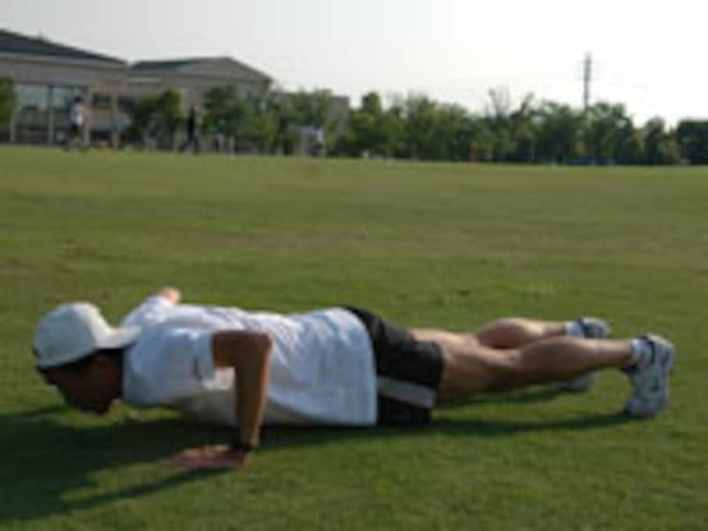 腕立て伏せ