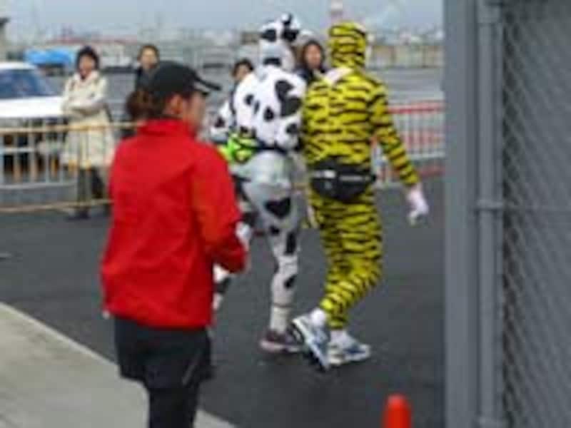 東京マラソンでの着ぐるみ参加者