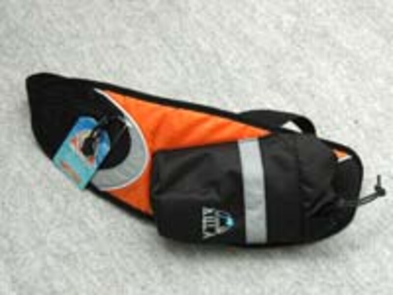 ウエストバッグ