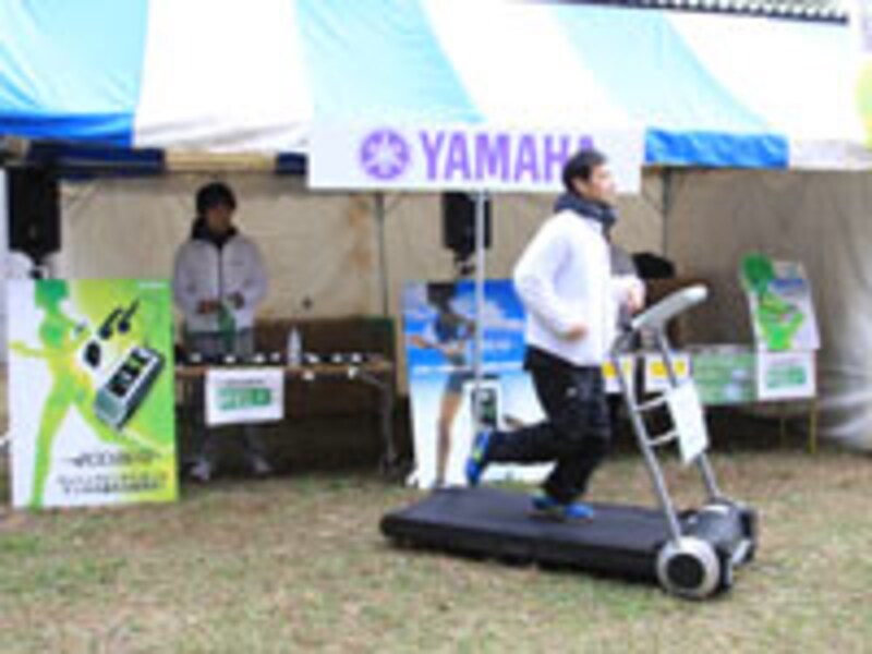 各地の大会で体験できるブースを出している。ぜひ試してみよう