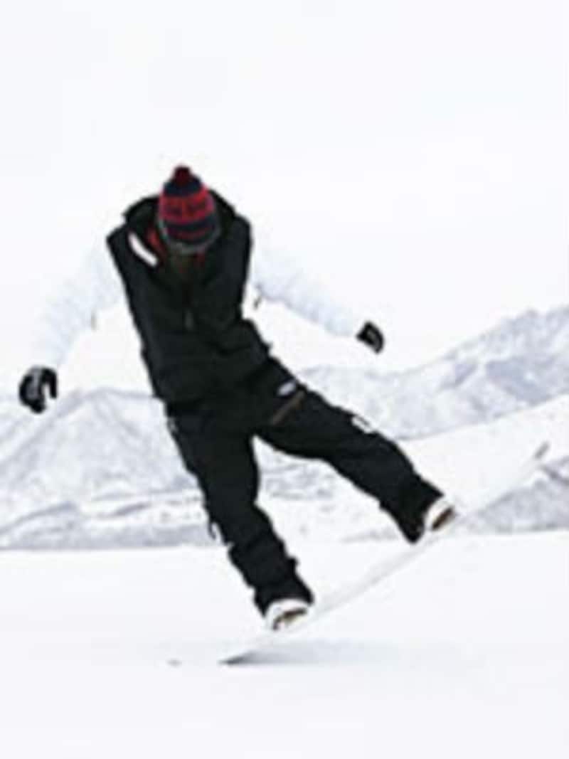 テールがしなり、ビョン!と反発します。それを転ばず上手くコントロールする感覚を楽しもう!