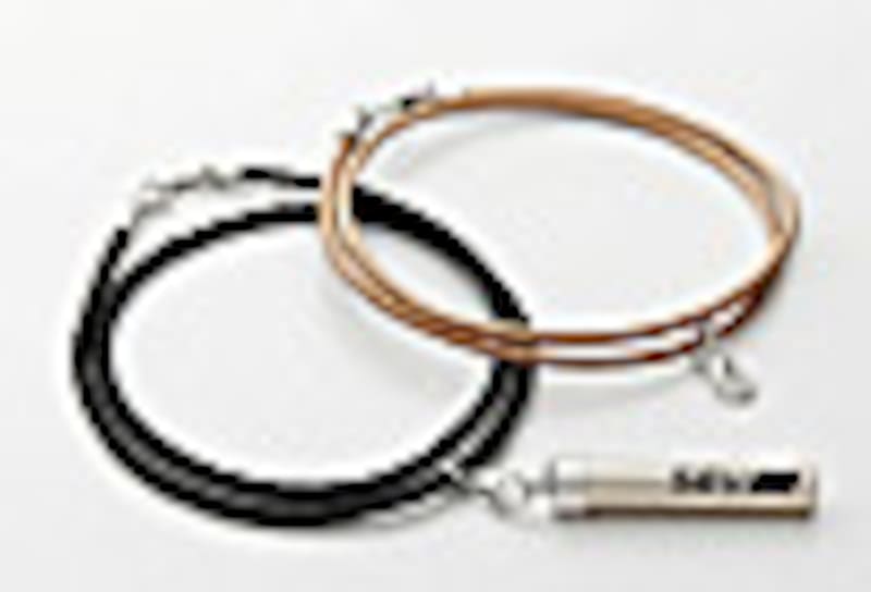 セブメタルネックレス