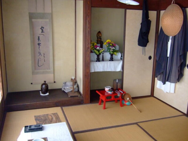 これが山頭火の「其中庵」だ。