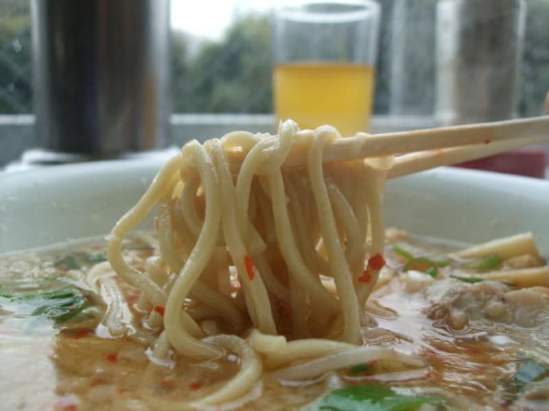 神宮外苑「ホープ軒」のラーメン