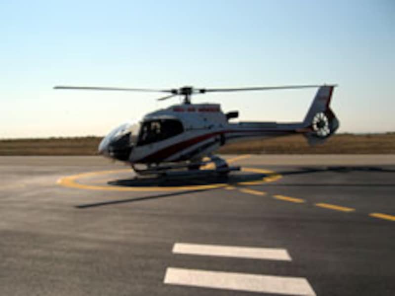 モナコへのアクセスはヘリコプターで!