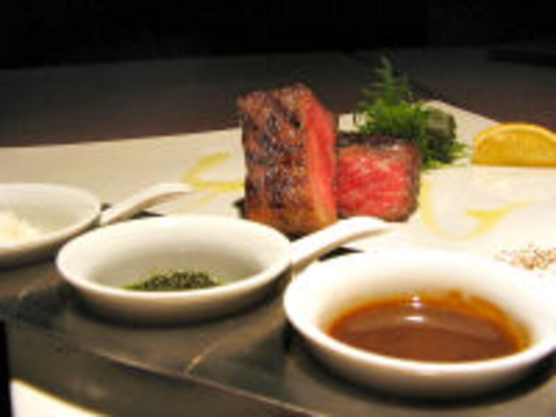 グリリア・ウエタケ