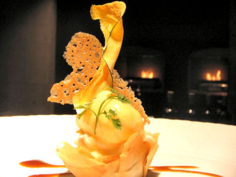 グリリア・ウエタケ