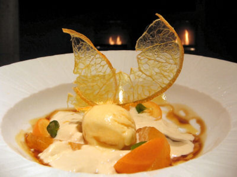 グリリア・ウエタケ