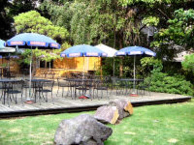 東京日仏学院 ラ・ブラスリー