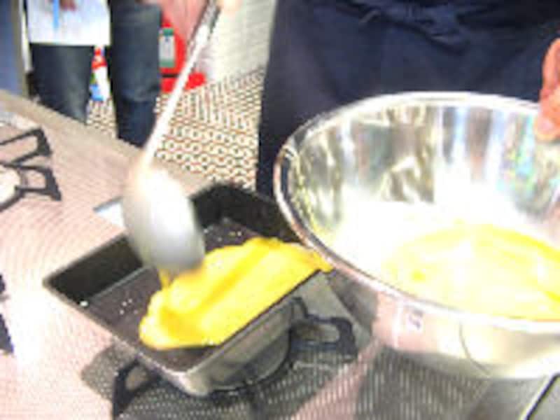 「H & M」 の上でお食事を！