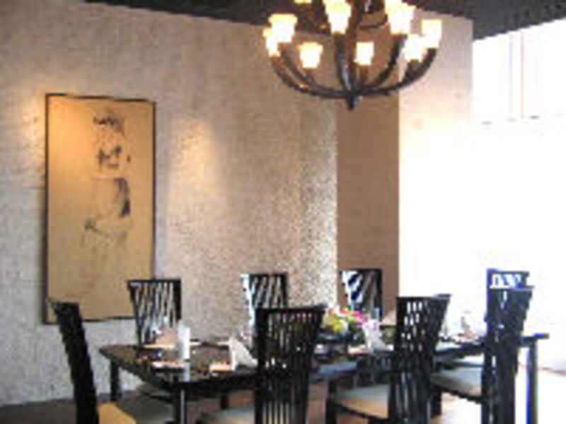 「H & M」 の上でお食事を！