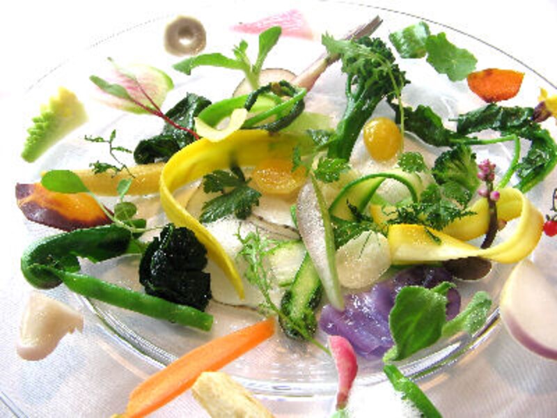 タテル ヨシノ 銀座