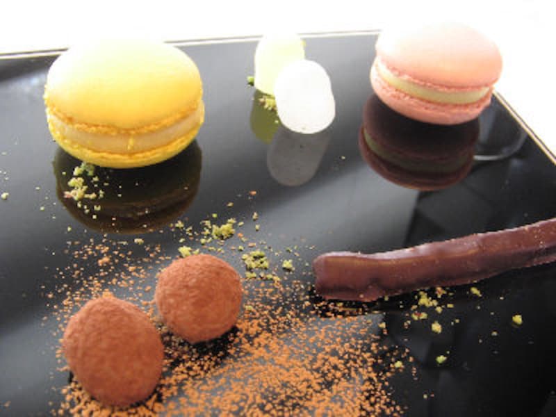 タテル ヨシノ 銀座