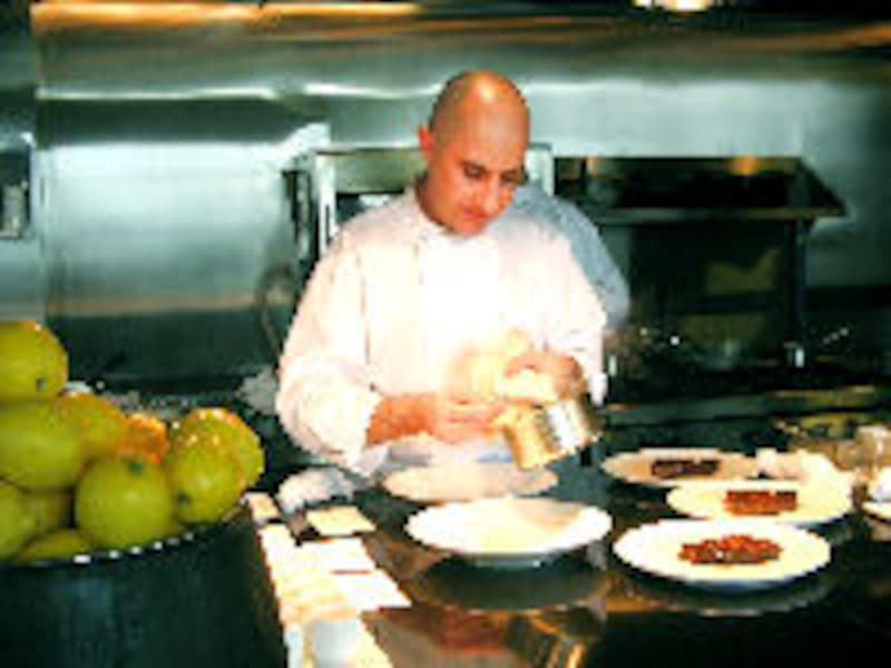 TWO ROOMS GRILL | BAR