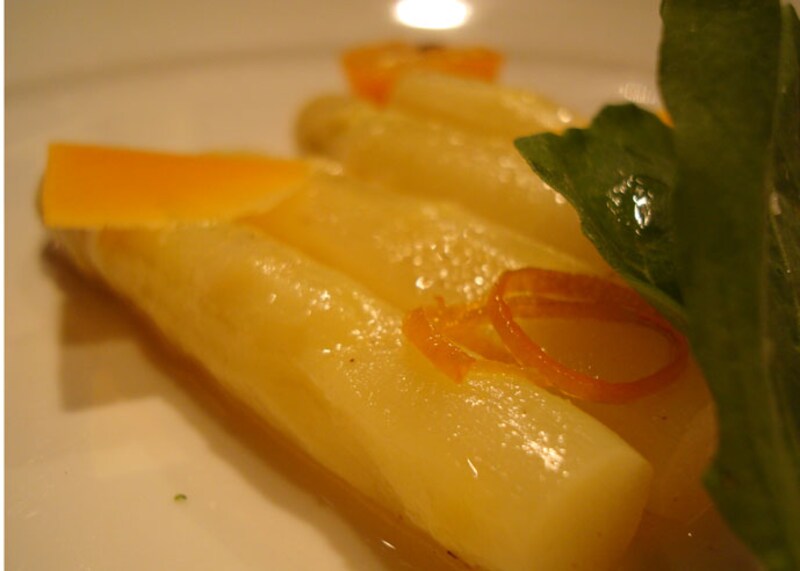 ホワイトアスパラ