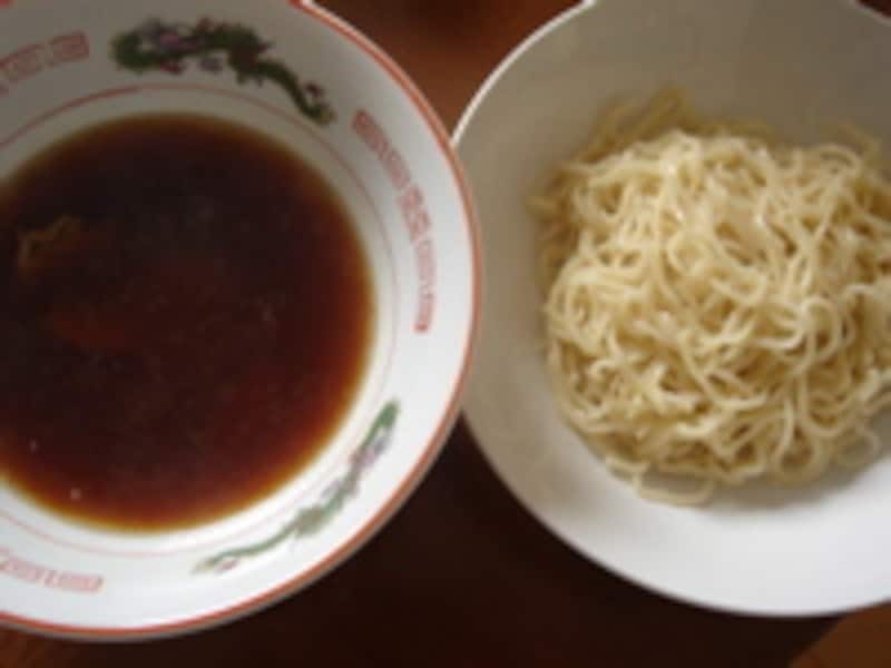 大勝軒 特製もりそば 出来上がり