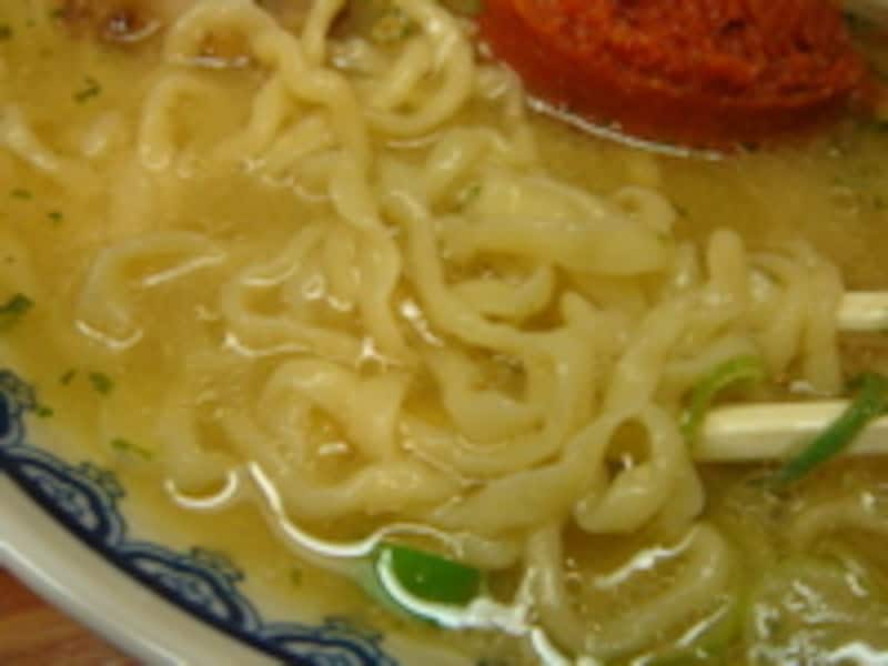 ぷるるんとした食感のおいしい麺
