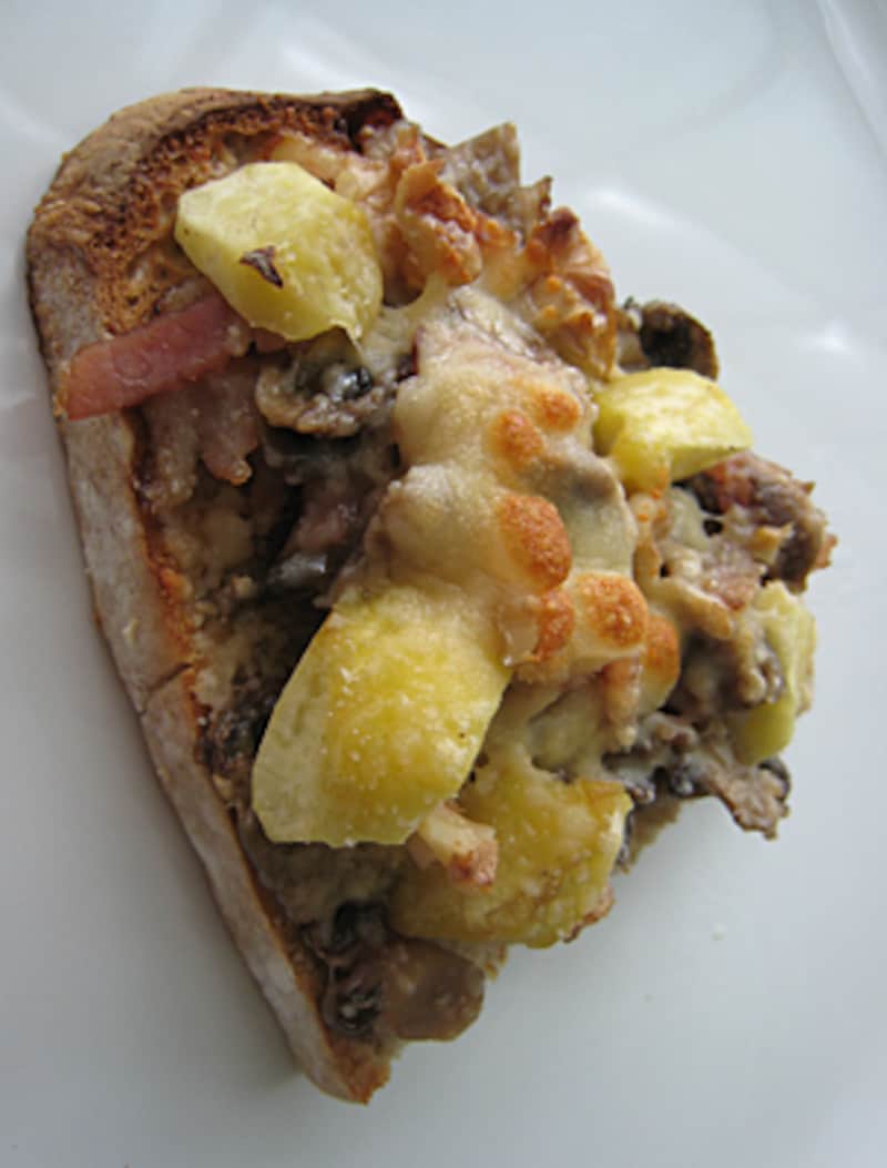 栗とキノコのタルティーヌ