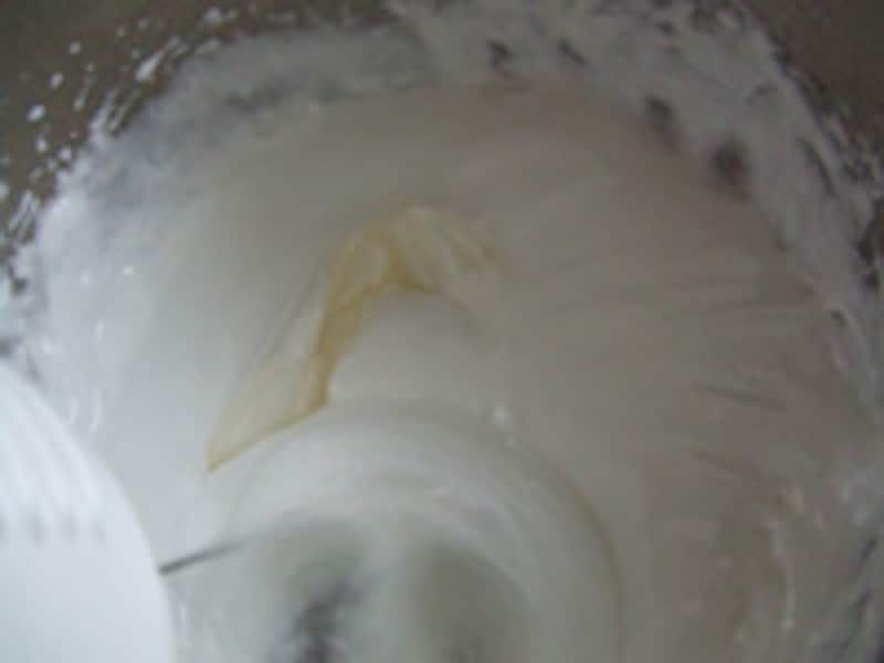 ゼラチンを加える