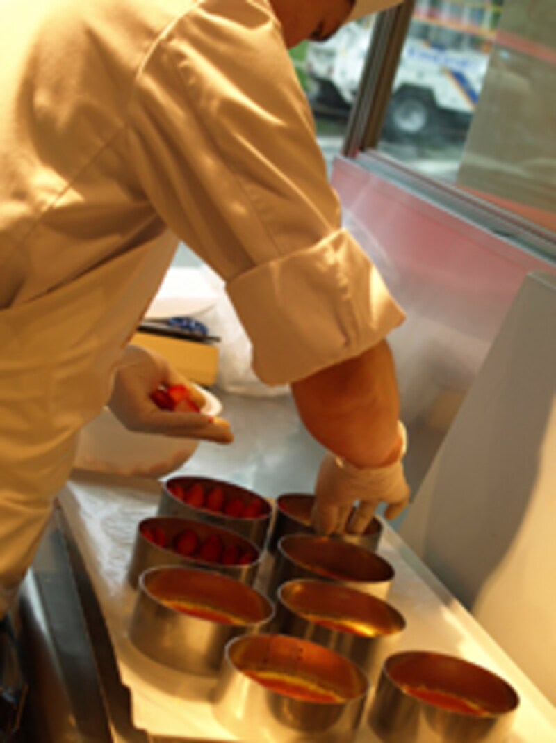 アントルメ・グラッセ ストロベリーショートケーキ