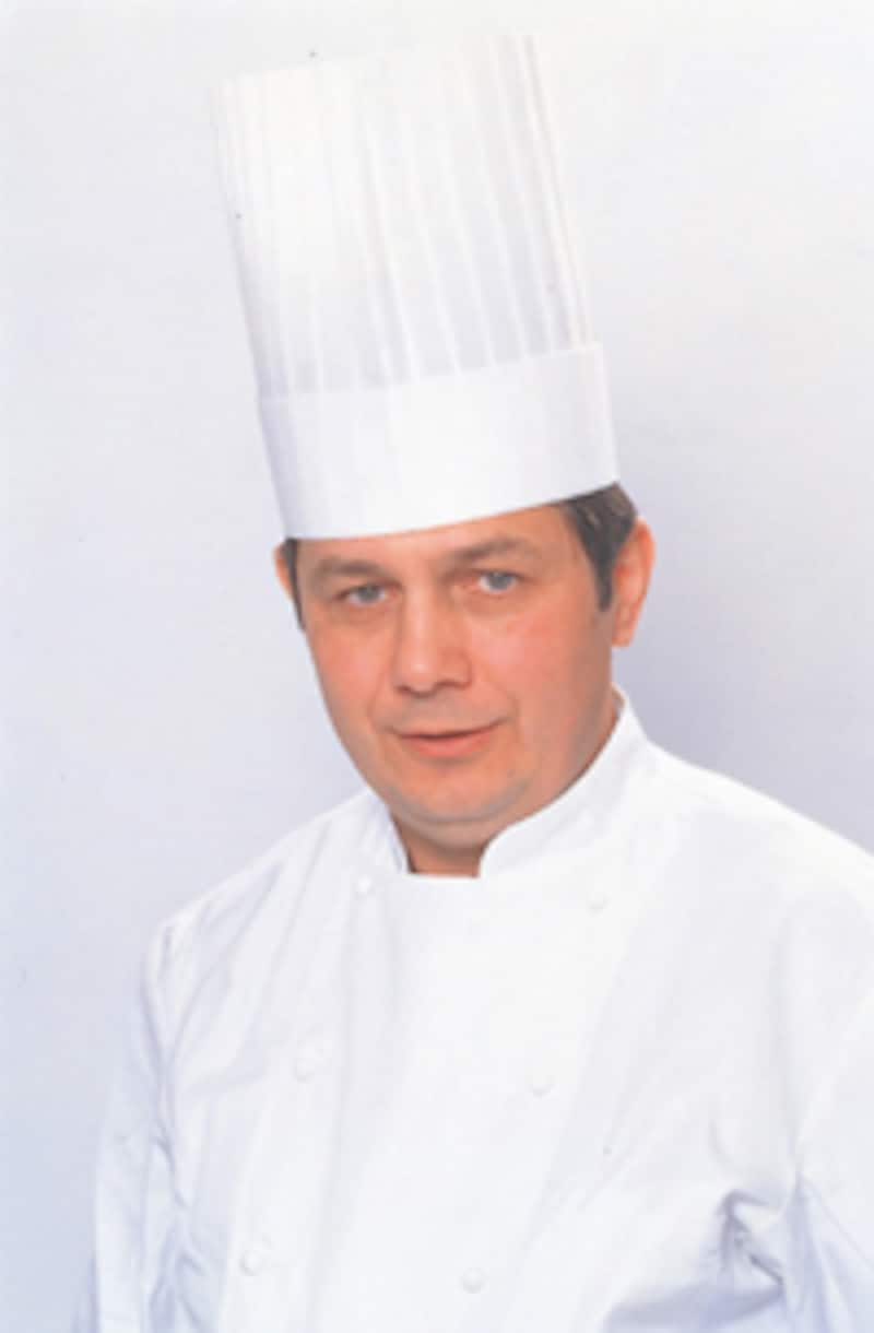 ジャンポール・チェボー氏</a></td></tr><tr><td class=