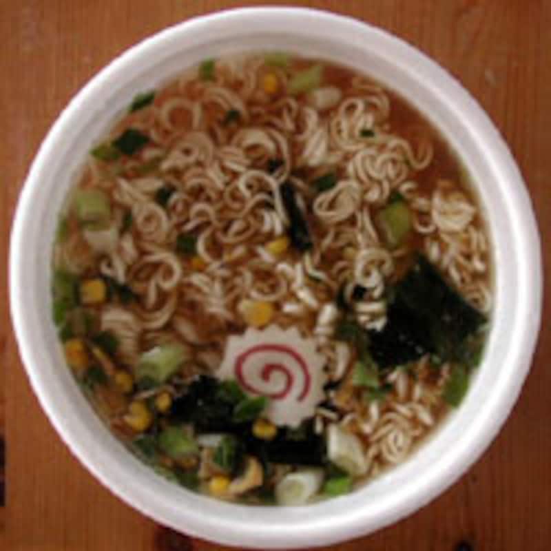 ペヤング超大盛らぁめん醤油のできあがり