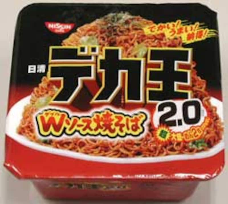 日清食品 デカ王　Wソース焼そばパッケージ写真