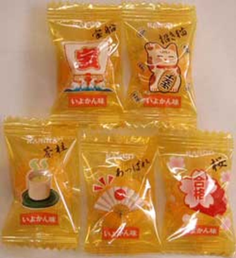 カンロ　さくらさく！コーラ縁起がいいよかん