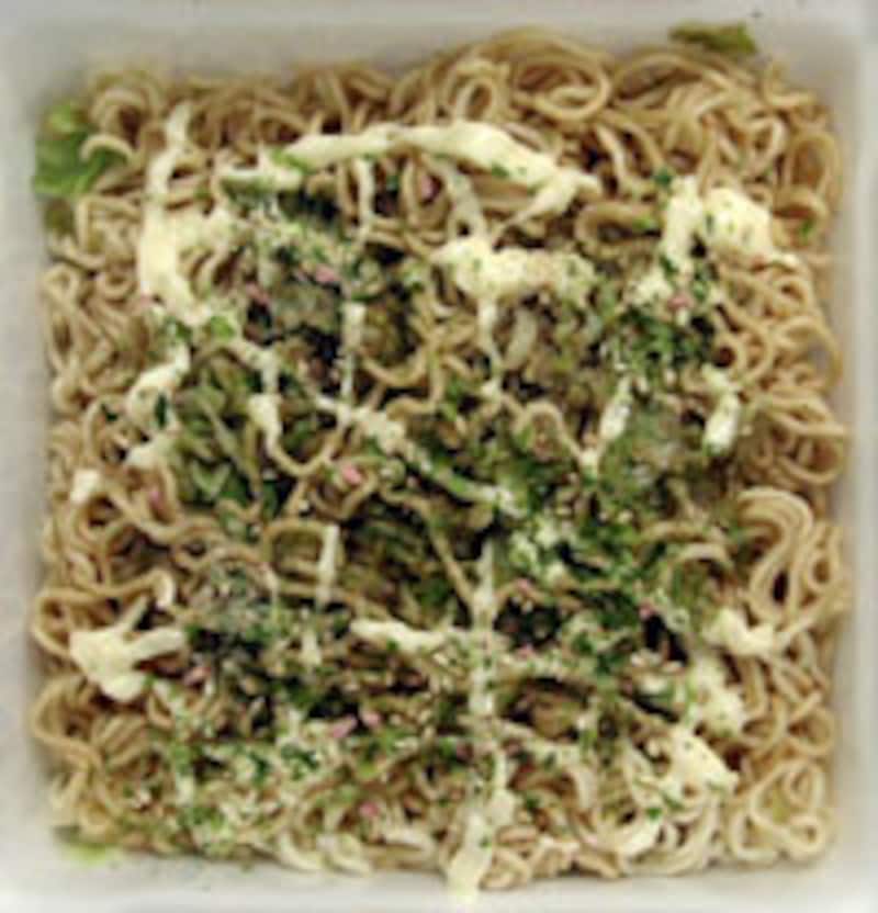 ペヤングからしマヨネーズやきそばのできあがり