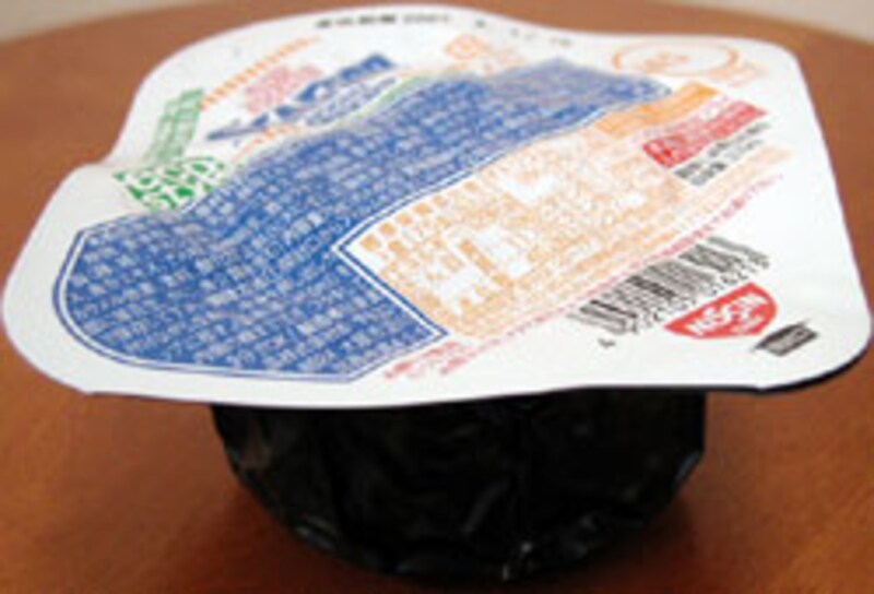 日清食品カップヌードルリフィル外装