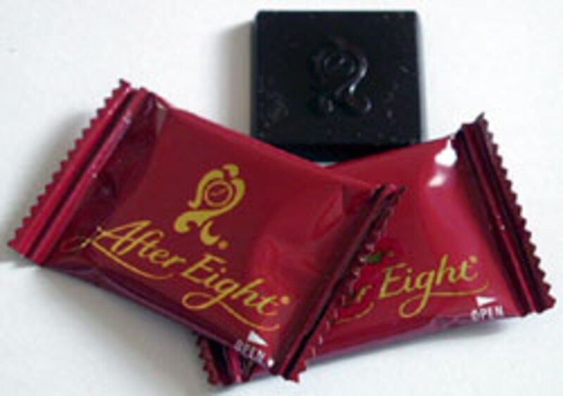 ネスレ アフターエイト ブランディ&フランボワーズ 個包装と中身