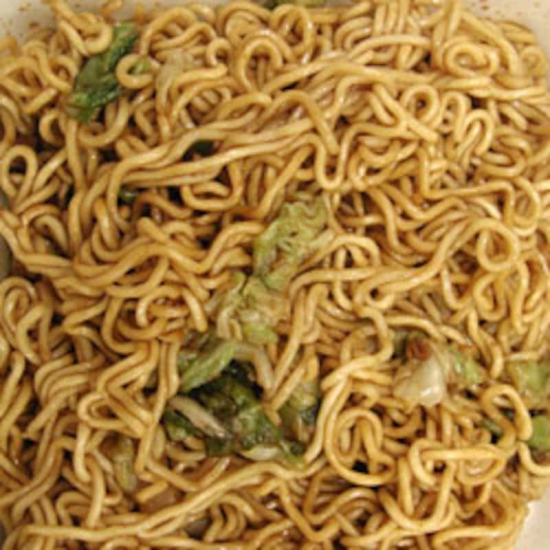 加ト吉 YOSHIDA SAUCE SPICY 焼きそば 完成