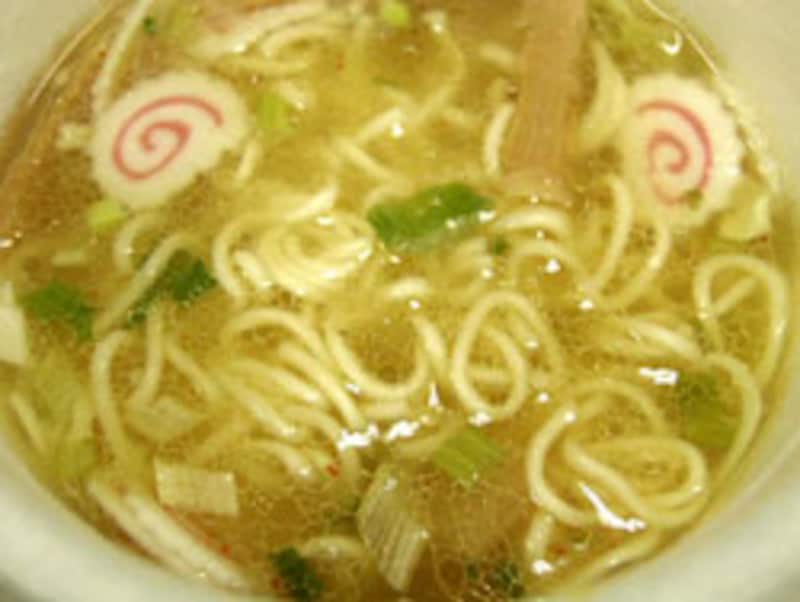 サンヨー食品　横濱くじら軒　塩中華そば　でき上がり