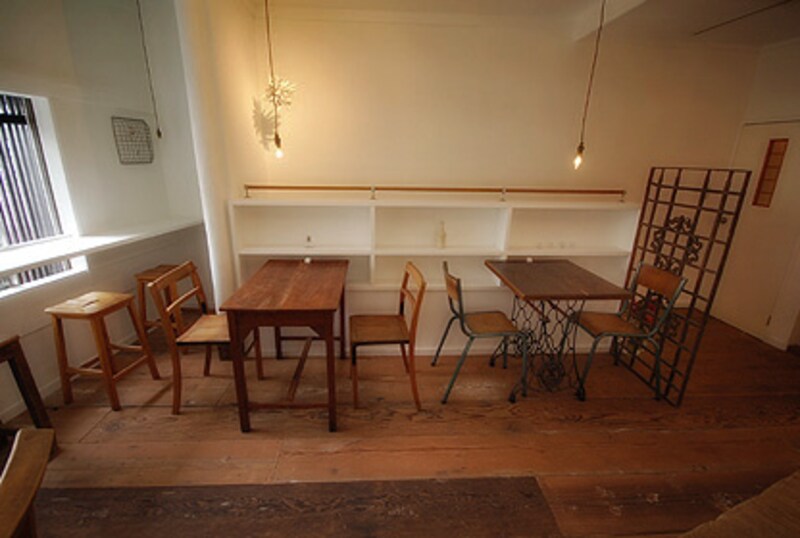 カフェももちどり店内写真