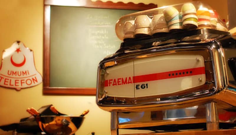 FAEMAのエスプレッソマシンの写真
