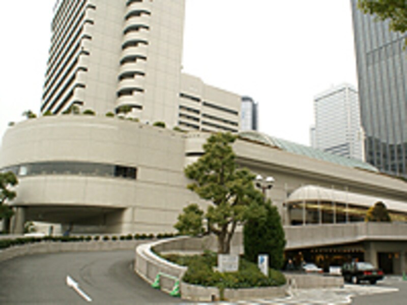 ホテルニューオータニの最上階、18Fに「サクラ」があります。