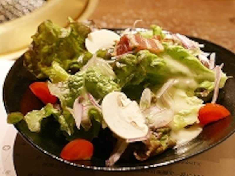 生野菜でさっぱり。シーザーサラダ