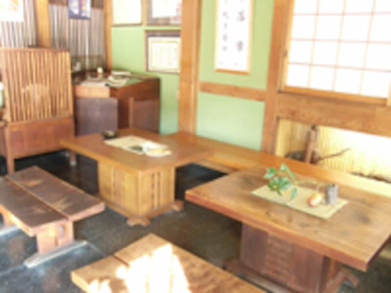 本店内