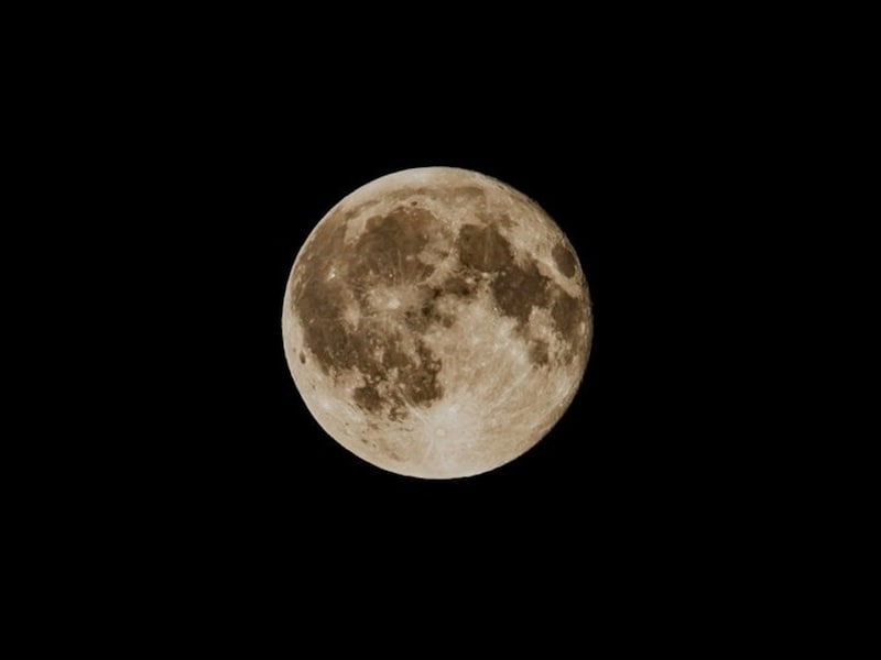 十五夜以外にも、十三夜、十日夜というお月見行事があります