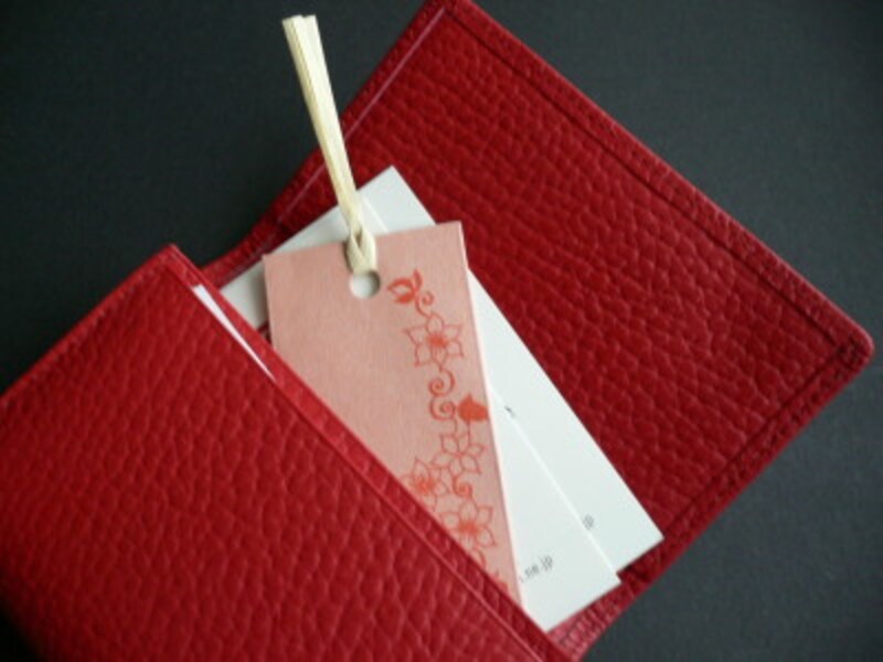 名刺交換マナー 名刺入れを上手に使って粋なおとなに 暮らしの歳時記 all about
