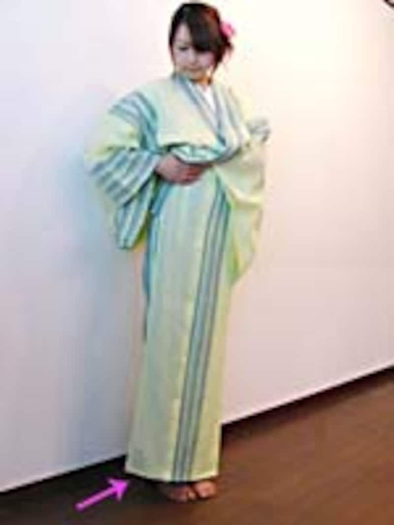 浴衣の帯板の使い方からひもの結び方まで 簡単着付け7step 暮らしの歳時記 All About 浴衣の帯板の使い方からひもの結び方まで 簡単着付け7step 暮らしの歳時記 All About