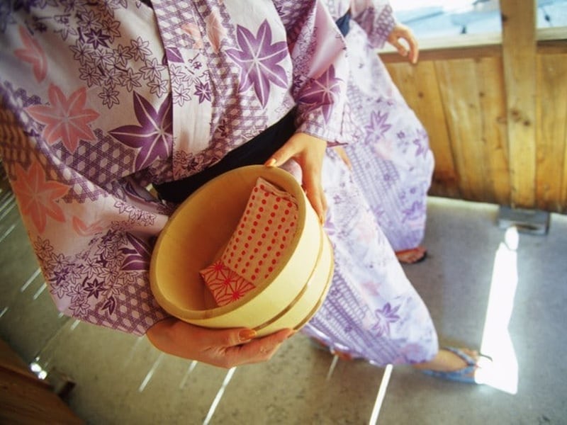 旅館・温泉の浴衣、着方や帯の締め方（男女別）