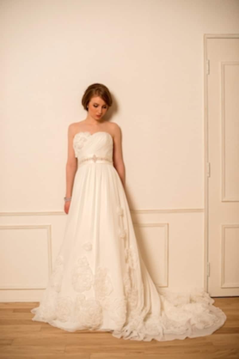 ウェディングドレスundefinedハートカット