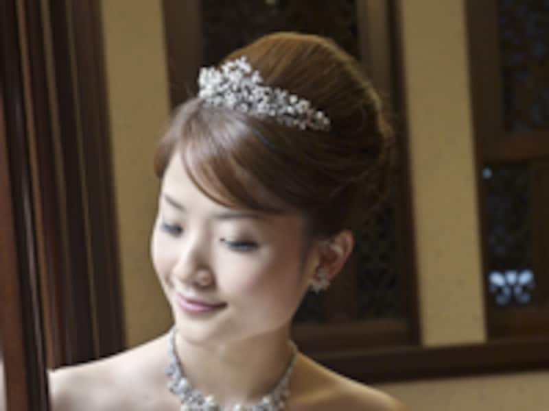 丸顔さんのティアラ選び